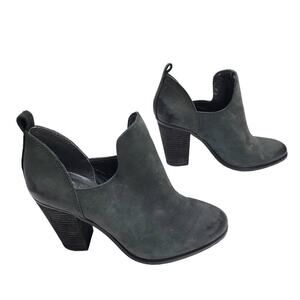 Vince Camuto Federa Booties 7 / 37 Side Cut Out 3 inch Heel Grey